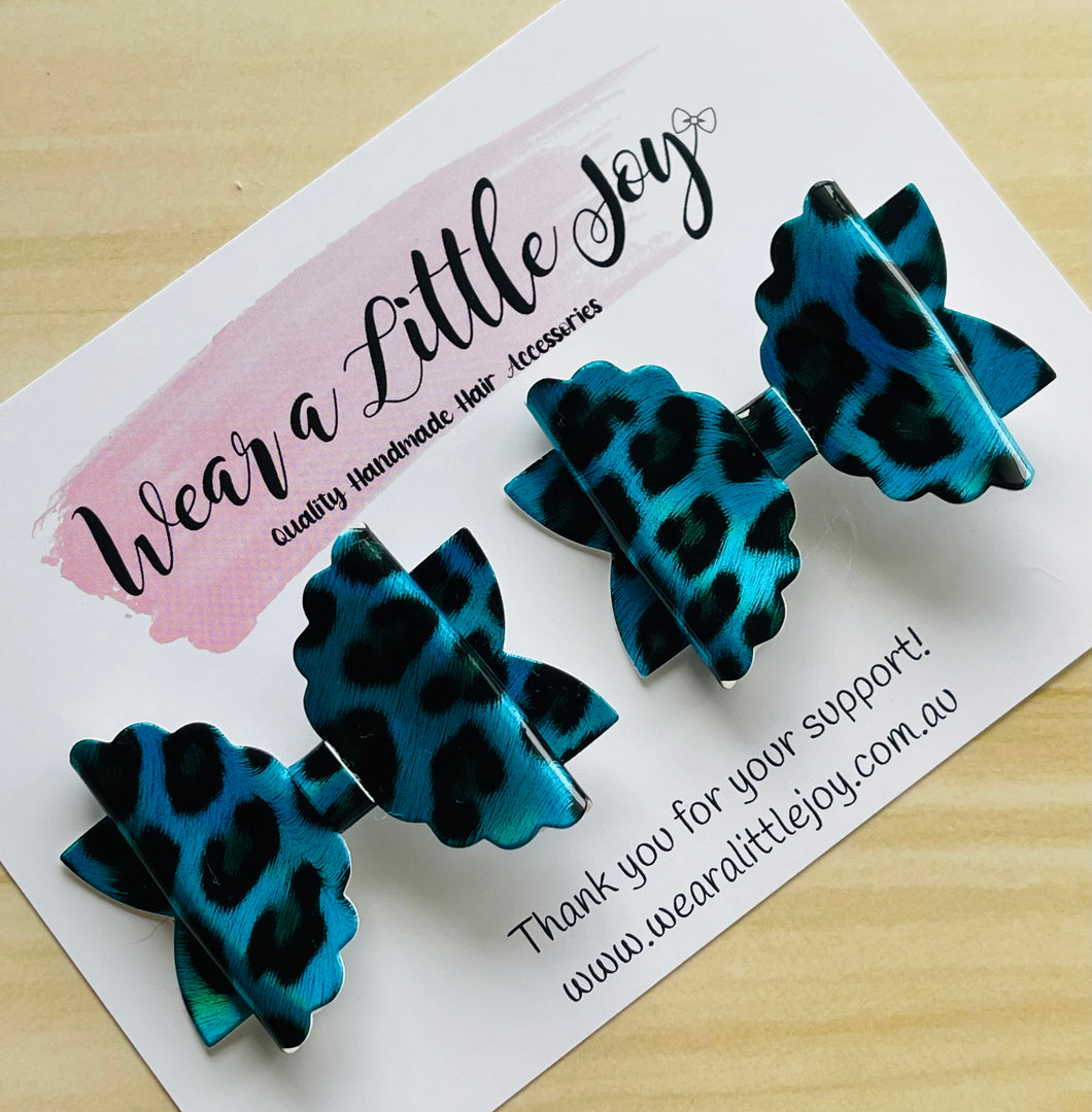 Blue Leopard Gloss